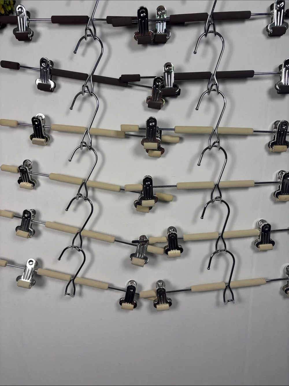 HANGERS set of 12 Skirt and Pants
